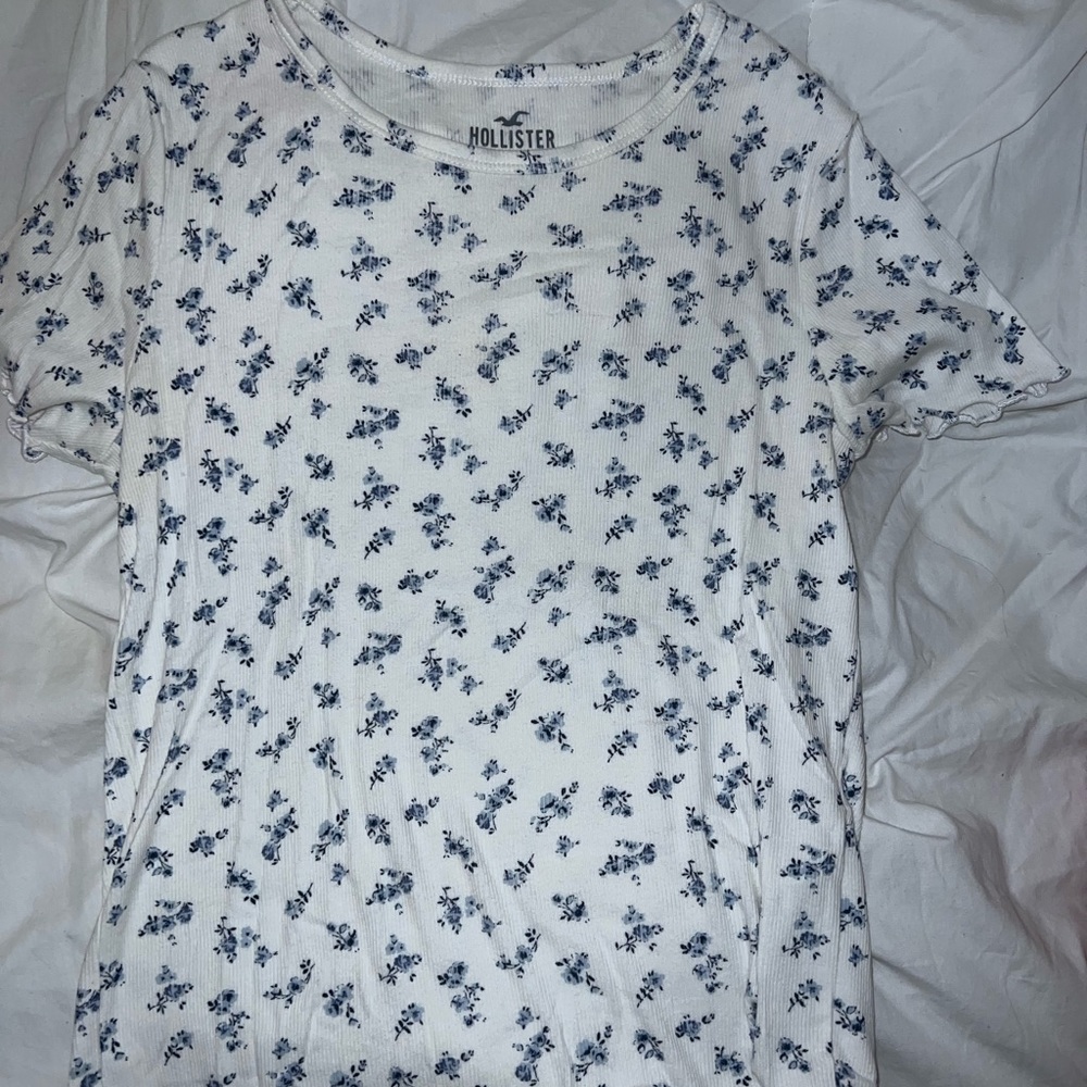 White floral top Hollister